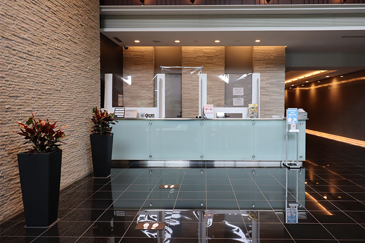 スカイフォレストレジデンスのエントランス