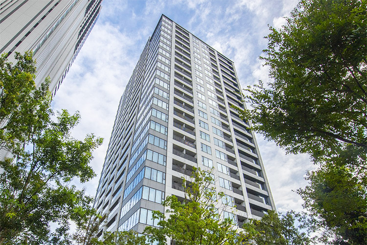 スカイフォレストレジデンスの外観１